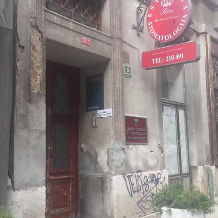 Hostal 6:th April & Beds Sarajevo